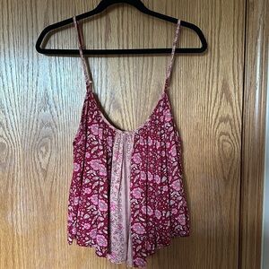 Cropped flowy tank top